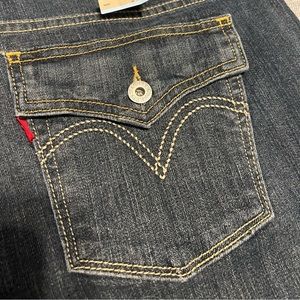 Levi’s jeans misses size 16 low rise boot cut